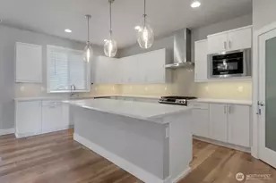 10901 71st Ave E, Puyallup, WA 98373 - Photo 11