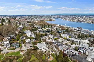 1231 5th Ave N, Seattle, WA 98109 - Photo 33