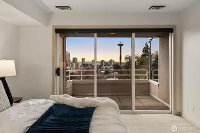 1231 5th Avenue N #302, Seattle, WA 98109 - Photo 15