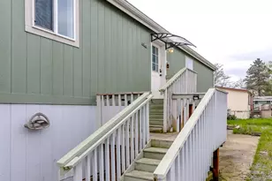 7104 141st Ave E, Sumner, WA 98390 - Photo 3