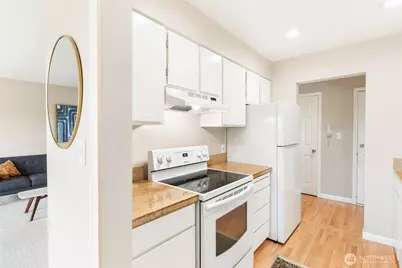 1110 5th Avenue S #402, Edmonds, WA 98020 - Photo 13