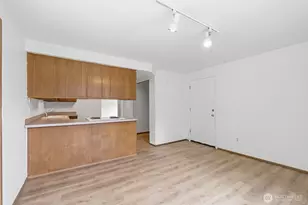 611 Phoenix St NE, Olympia, WA 98506 - Photo 11
