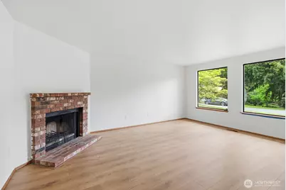 611 Phoenix Street NE, Olympia, WA 98506 - Photo 3