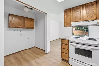 611 Phoenix Street NE, Olympia, WA 98506 - Photo 7