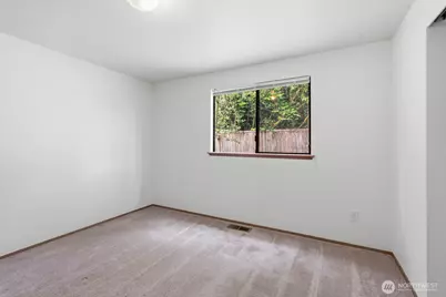 611 Phoenix Street NE, Olympia, WA 98506 - Photo 17