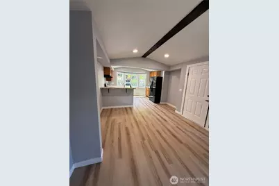 375 Union Avenue SE #20, Renton, WA 98059 - Photo 5