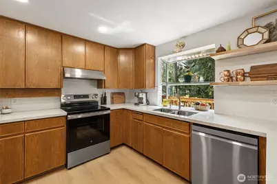 16704 188th Place NE, Woodinville, WA 98072 - Photo 15