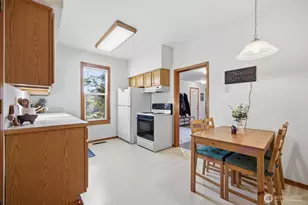 2404 G St, Bellingham, WA 98225 - Photo 17