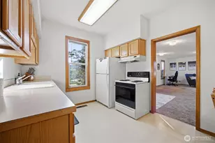 2404 G St, Bellingham, WA 98225 - Photo 19