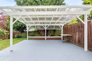 939 N 83rd St, Seattle, WA 98103 - Photo 15
