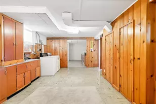 939 N 83rd St, Seattle, WA 98103 - Photo 11