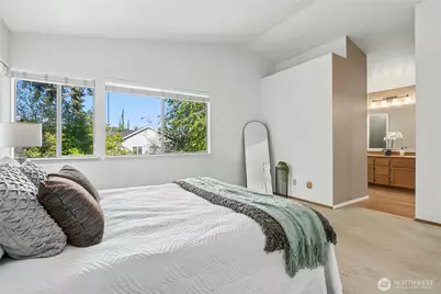 12818 NE 203rd Place, Bothell, WA 98011 - Photo 15