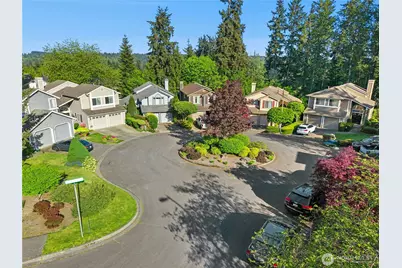 12818 NE 203rd Place, Bothell, WA 98011 - Photo 33