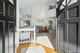12818 NE 203rd Pl, Bothell, WA 98011 - Photo 3
