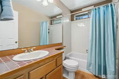 12818 NE 203rd Place, Bothell, WA 98011 - Photo 21