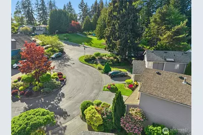 12818 NE 203rd Place, Bothell, WA 98011 - Photo 35