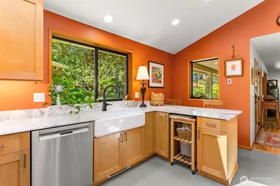 2511 Crestline Drive NW, Olympia, WA 98502 - Photo 9