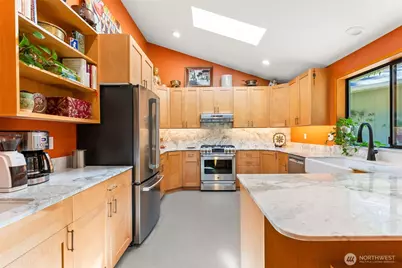 2511 Crestline Drive NW, Olympia, WA 98502 - Photo 7