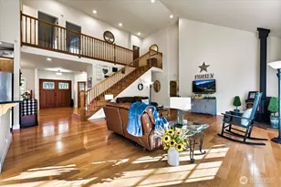 12811 Kapowsin Highlands Dr E, Graham, WA 98338 - Photo 11
