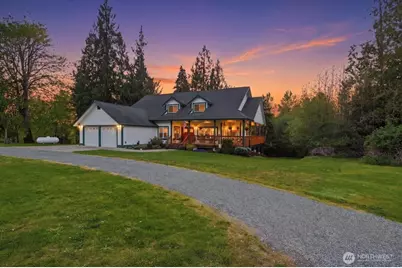12811 Kapowsin Highlands Drive E, Graham, WA 98338 - Photo 3