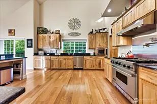12811 Kapowsin Highlands Dr E, Graham, WA 98338 - Photo 13