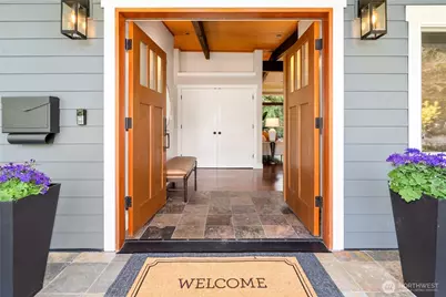 6219 89th Avenue SE, Mercer Island, WA 98040 - Photo 5
