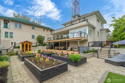 321 Lee Street, Seattle, WA 98109 - Photo 35