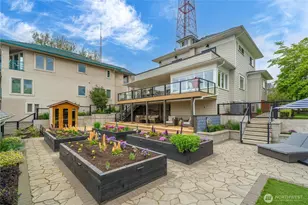 321 Lee St, Seattle, WA 98109 - Photo 35