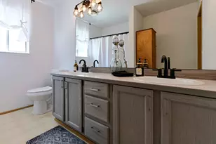 20911 111th St Ct E, Bonney Lake, WA 98391 - Photo 17