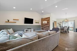 171 9th St NW, Carbonado, WA 98323 - Photo 5