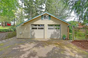 386 Shore Dr, Camano Island, WA 98282 - Photo 19