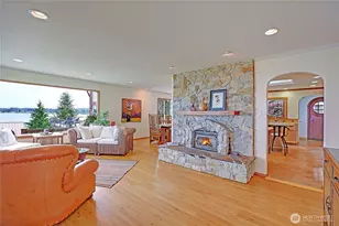 386 Shore Dr, Camano Island, WA 98282 - Photo 11
