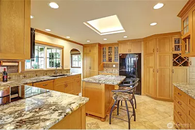 386 Shore Drive, Camano Island, WA 98282 - Photo 9
