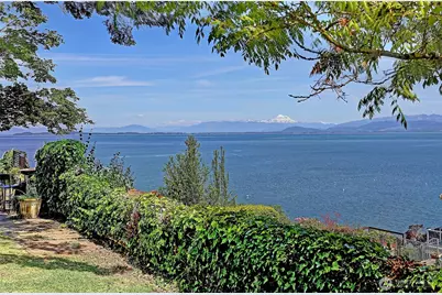 386 Shore Drive, Camano Island, WA 98282 - Photo 7
