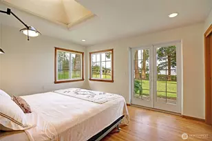 386 Shore Dr, Camano Island, WA 98282 - Photo 15