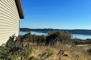 740 Dunbar St, Coupeville, WA 98239 - Photo 5