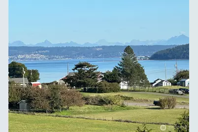 740 Dunbar Street, Coupeville, WA 98239 - Photo 1