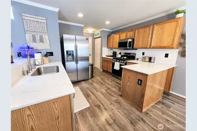 23617 SE 243rd Place, Maple Valley, WA 98038 - Photo 9