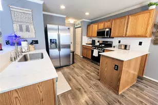 23617 SE 243rd Pl, Maple Valley, WA 98038 - Photo 9