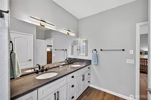 1901 Ohio Ave, Anacortes, WA 98221 - Photo 11