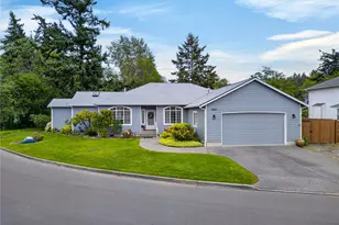 1901 Ohio Ave, Anacortes, WA 98221 - Photo 1