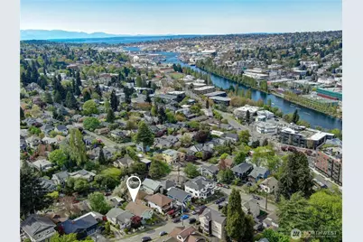 2719 Nob Hill Avenue N, Seattle, WA 98109 - Photo 25