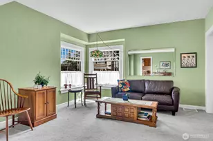 2719 Nob Hill Ave N, Seattle, WA 98109 - Photo 5