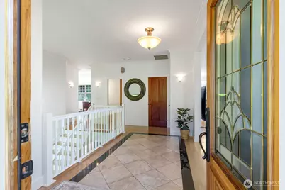 801 W Barrett Street, Seattle, WA 98119 - Photo 3