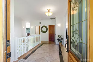 801 W Barrett St, Seattle, WA 98119 - Photo 3