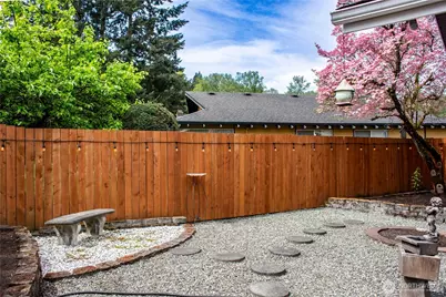 3949 SE 10th Place, Renton, WA 98058 - Photo 37