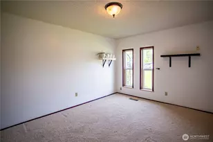 3949 SE 10th Pl, Renton, WA 98058 - Photo 27