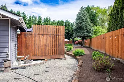 3949 SE 10th Place, Renton, WA 98058 - Photo 33