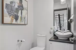 4419B Corliss Ave N, Seattle, WA 98103 - Photo 7