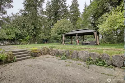 425 Beacon Hill Road, Hoquiam, WA 98550 - Photo 37